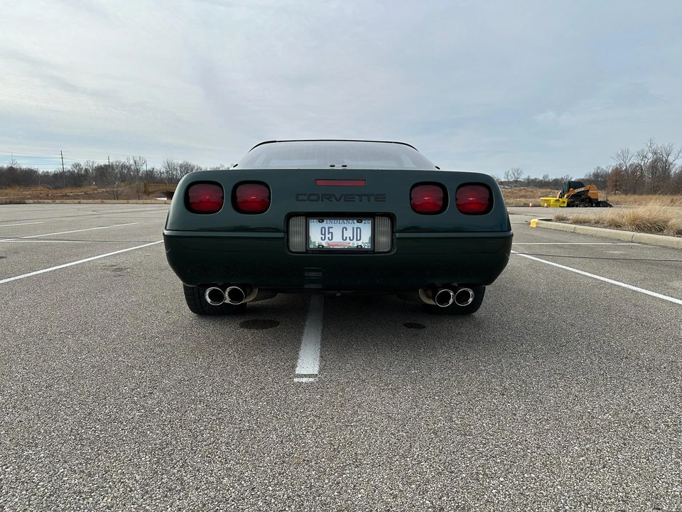 1995 Chevrolet Corvette C4 - Image 18 of 31