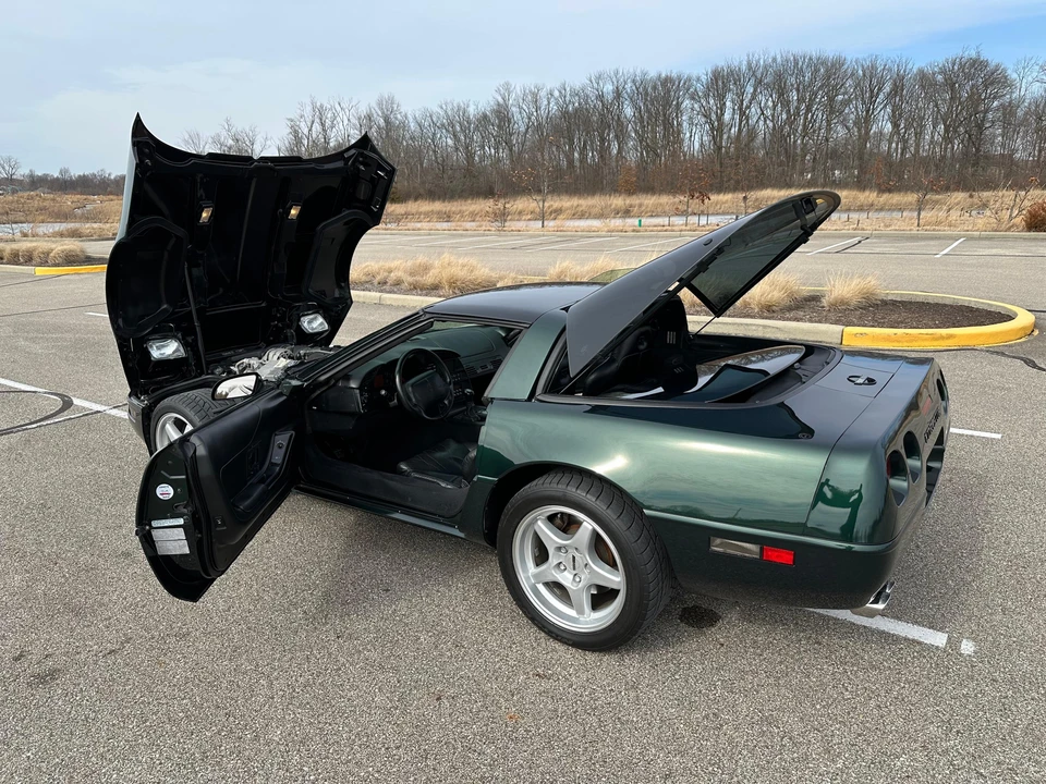 1995 Chevrolet Corvette C4 - Image 30 of 31
