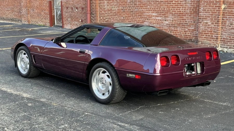 1995 Chevrolet Corvette C4 - Image 3 of 9