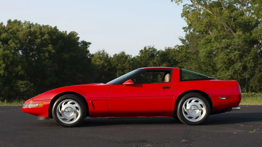 1995 Chevrolet Corvette C4 - Image 2 of 13