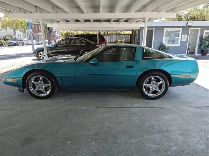 1995 Chevrolet Corvette C4 - Image 2 of 22