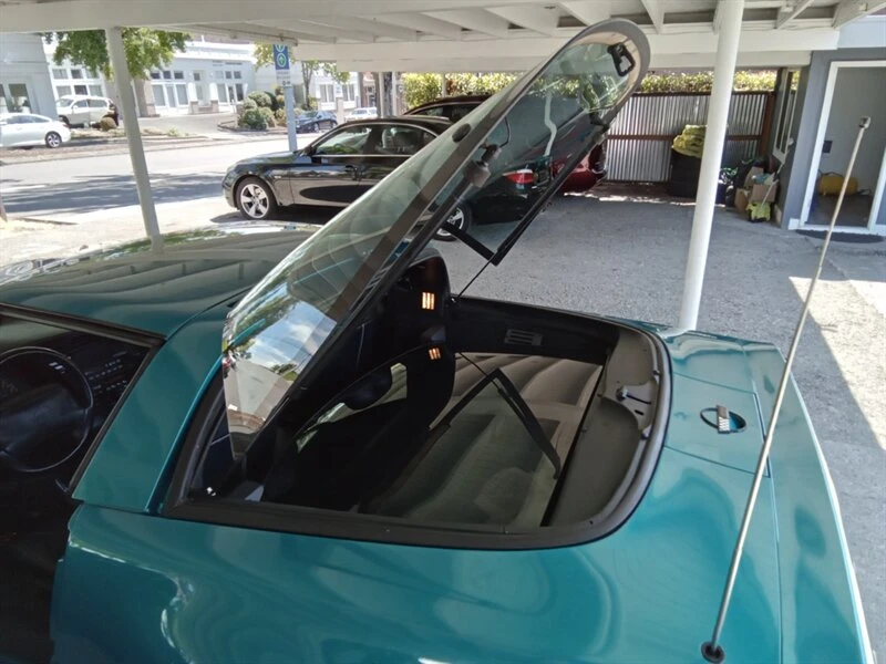1995 Chevrolet Corvette C4 - Image 9 of 22
