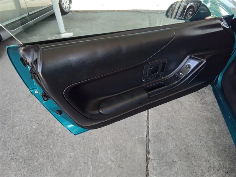 1995 Chevrolet Corvette C4 - Image 18 of 22