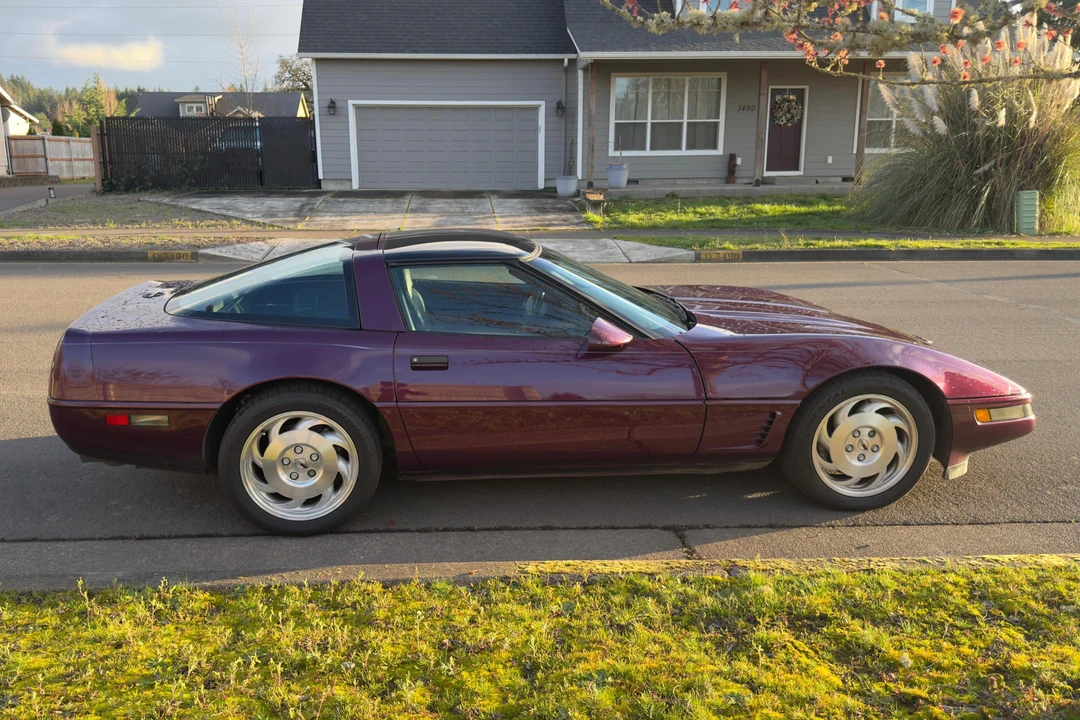 1995 Chevrolet Corvette C4 - Image 16 of 31