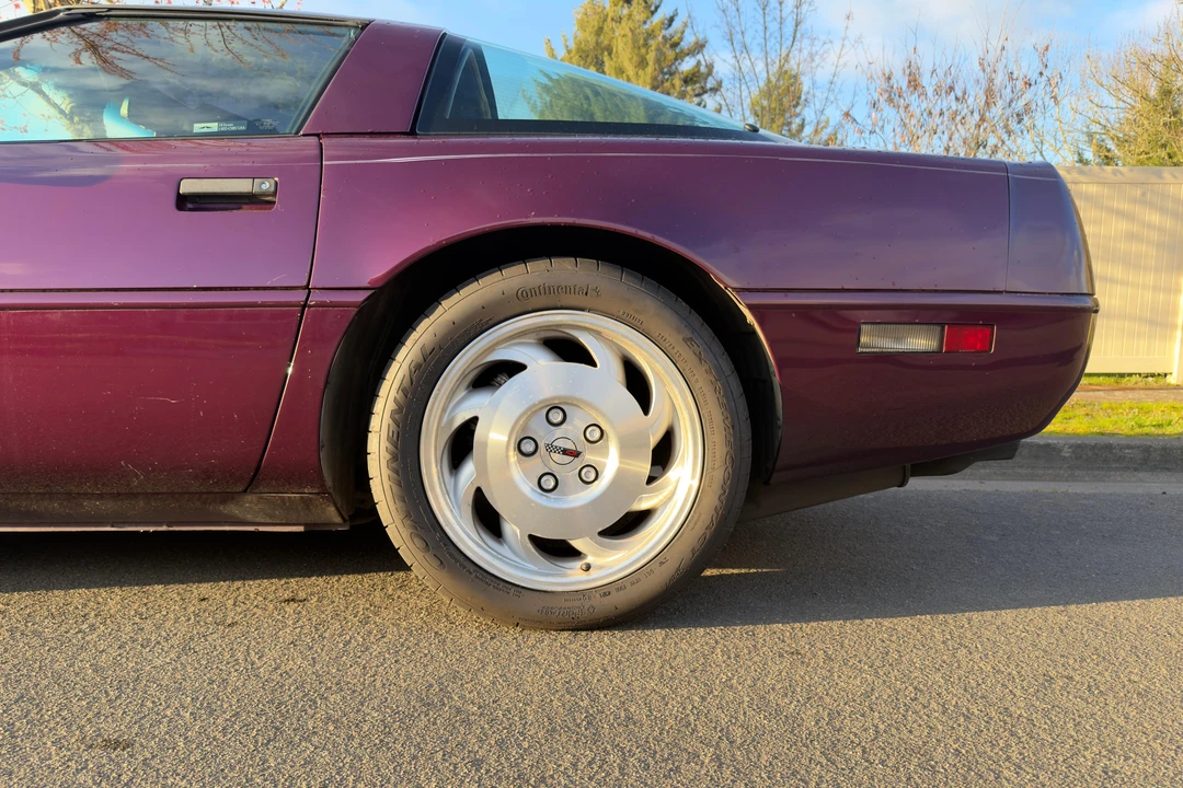 1995 Chevrolet Corvette C4 - Image 27 of 31
