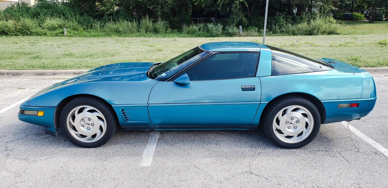1995 Chevrolet Corvette C4 - Image 12 of 31