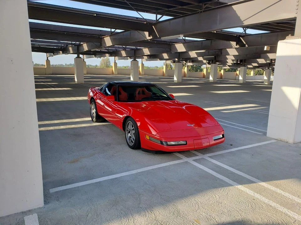 1995 Chevrolet Corvette C4 - Image 16 of 31