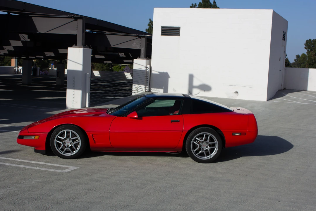 1995 Chevrolet Corvette C4 - Image 8 of 31
