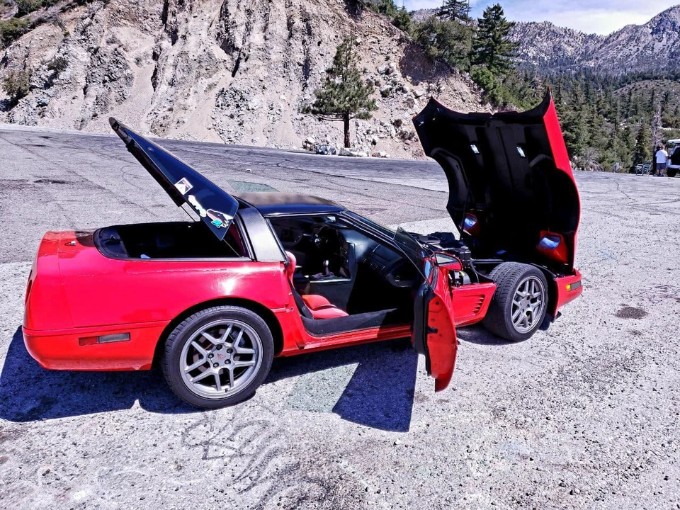 1995 Chevrolet Corvette C4 - Image 24 of 31