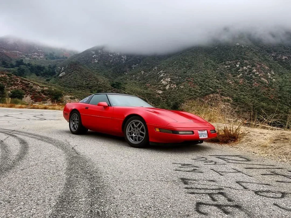 1995 Chevrolet Corvette C4 - Image 25 of 31