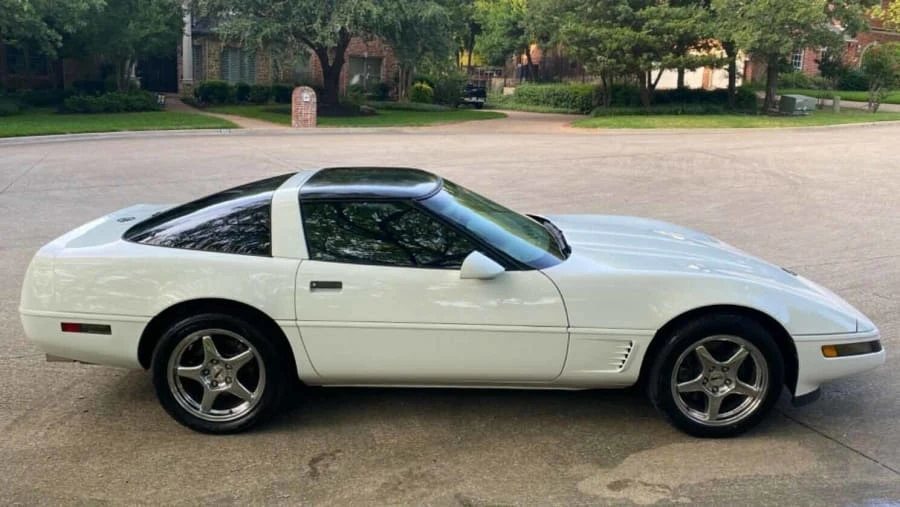 1995 Chevrolet Corvette C4 - Image 9 of 12