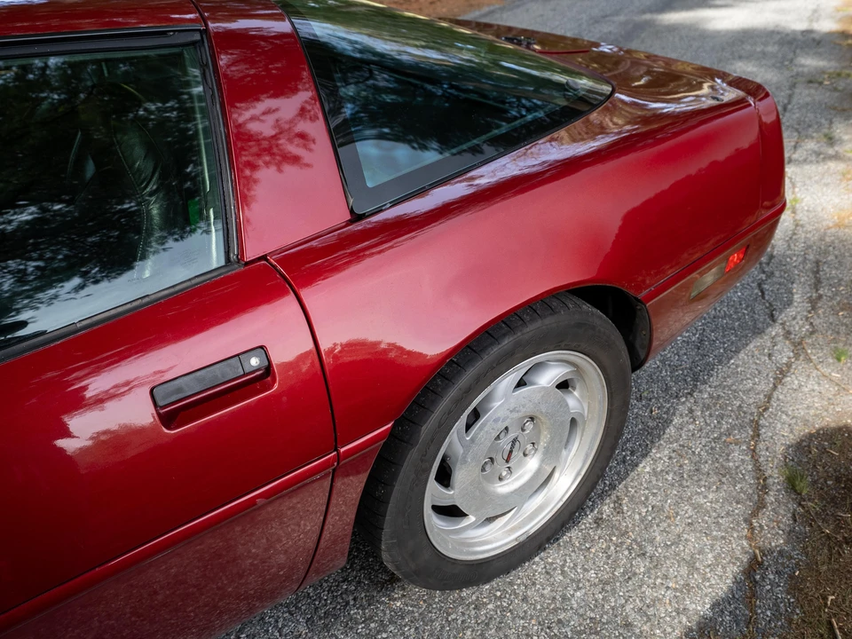 1995 Chevrolet Corvette C4 - Image 19 of 31