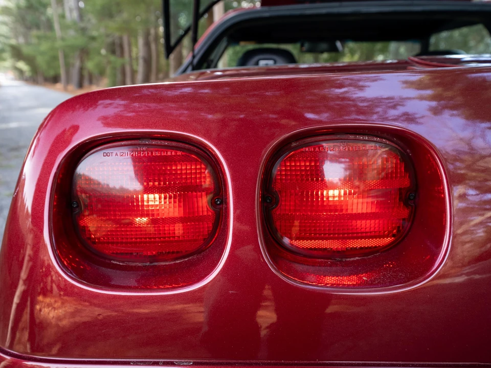 1995 Chevrolet Corvette C4 - Image 21 of 31