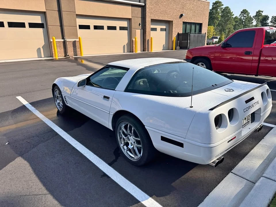 1995 Chevrolet Corvette C4 - Image 1 of 11