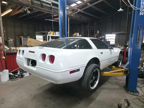 1995 Chevrolet Corvette C4 - Image 3 of 14