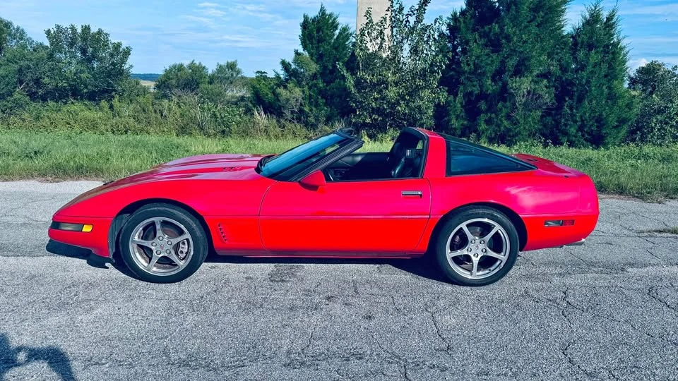 1995 Chevrolet Corvette C4 - Image 1 of 20
