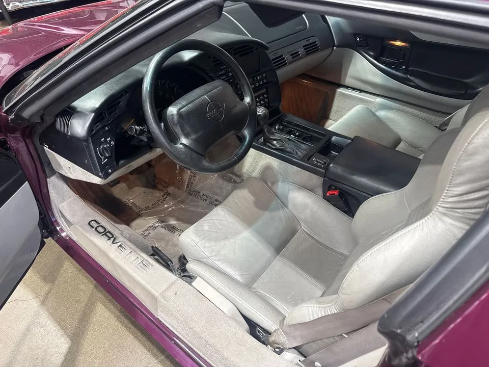 1995 Chevrolet Corvette C4 - Image 13 of 15