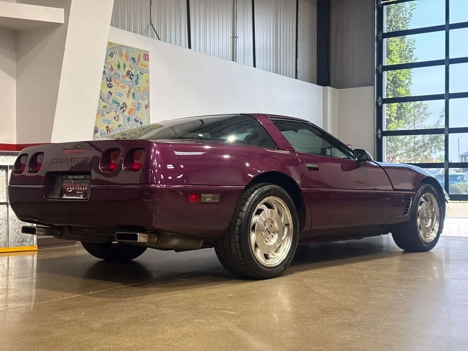 1995 Chevrolet Corvette C4 - Image 8 of 15