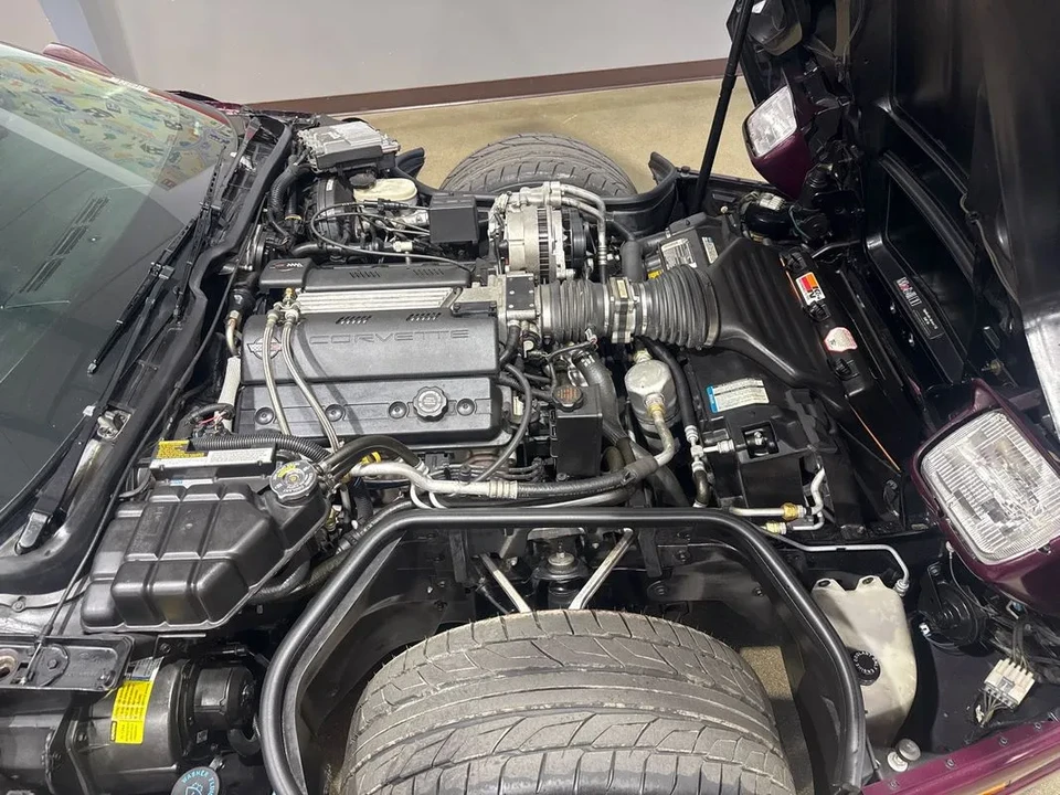 1995 Chevrolet Corvette C4 - Image 10 of 15