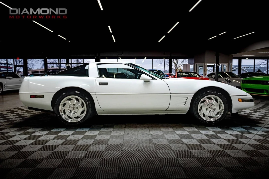 1995 Chevrolet Corvette C4 - Image 12 of 31