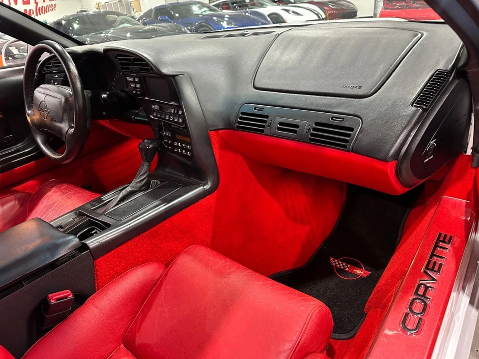 1995 Chevrolet Corvette C4 - Image 10 of 11