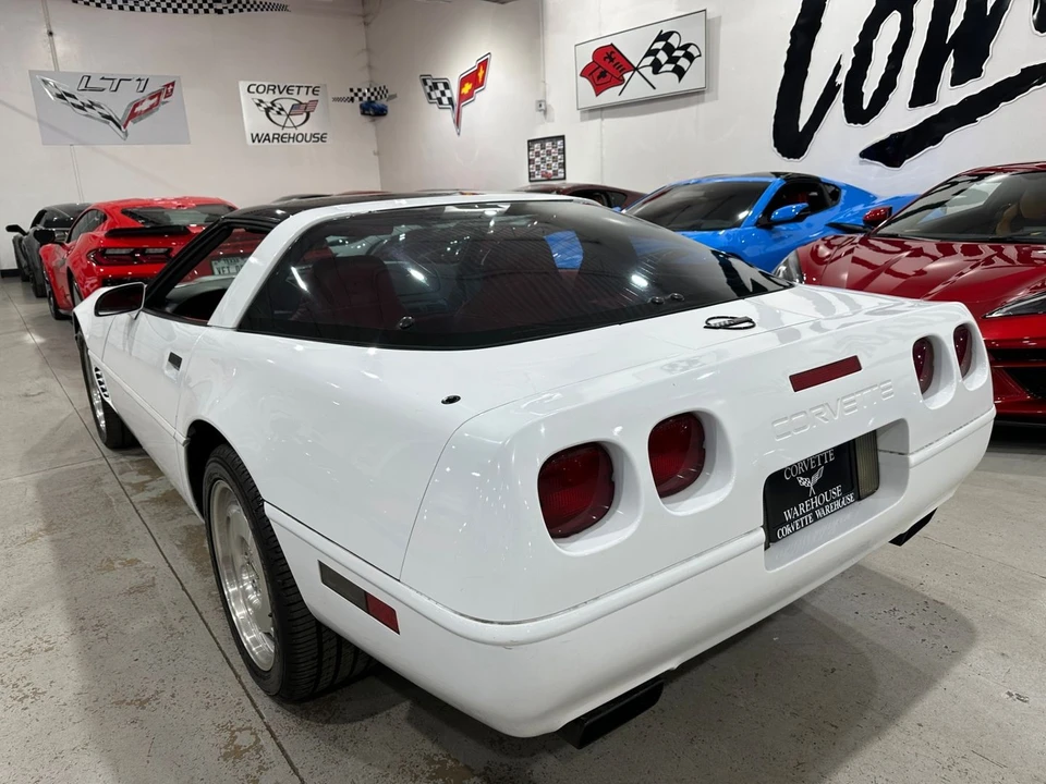 1995 Chevrolet Corvette C4 - Image 4 of 11
