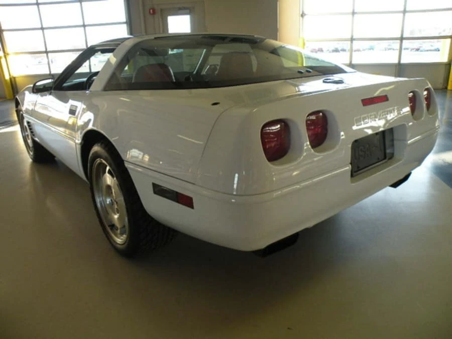1995 Chevrolet Corvette C4 - Image 2 of 6