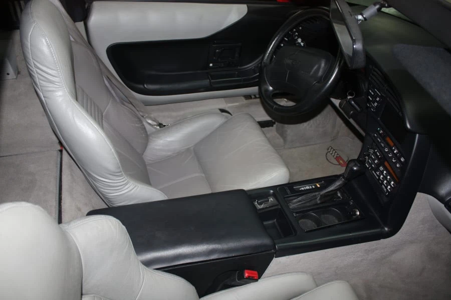 1995 Chevrolet Corvette C4 - Image 7 of 8