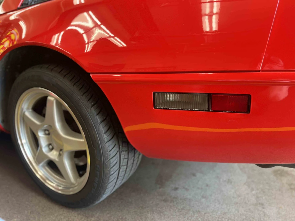 1995 Chevrolet Corvette C4 - Image 29 of 31