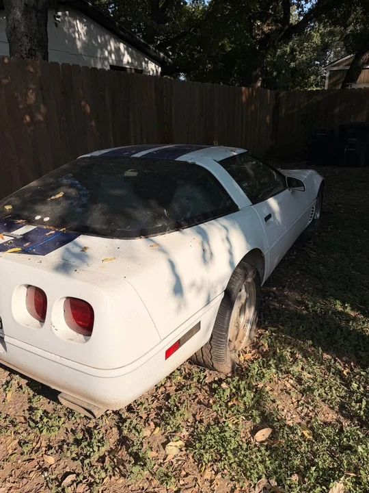 1995 Chevrolet Corvette C4 - Image 18 of 19