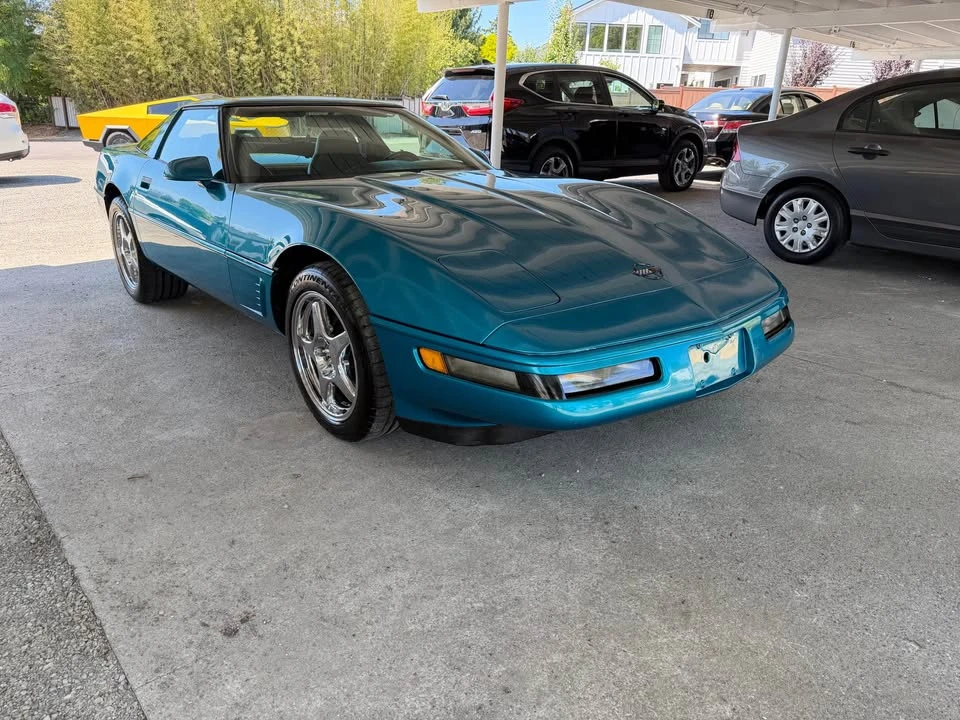 1995 Chevrolet Corvette C4 - Image 2 of 17