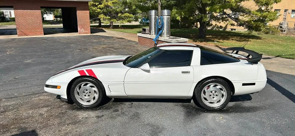 1995 Chevrolet Corvette C4 - Image 1 of 5