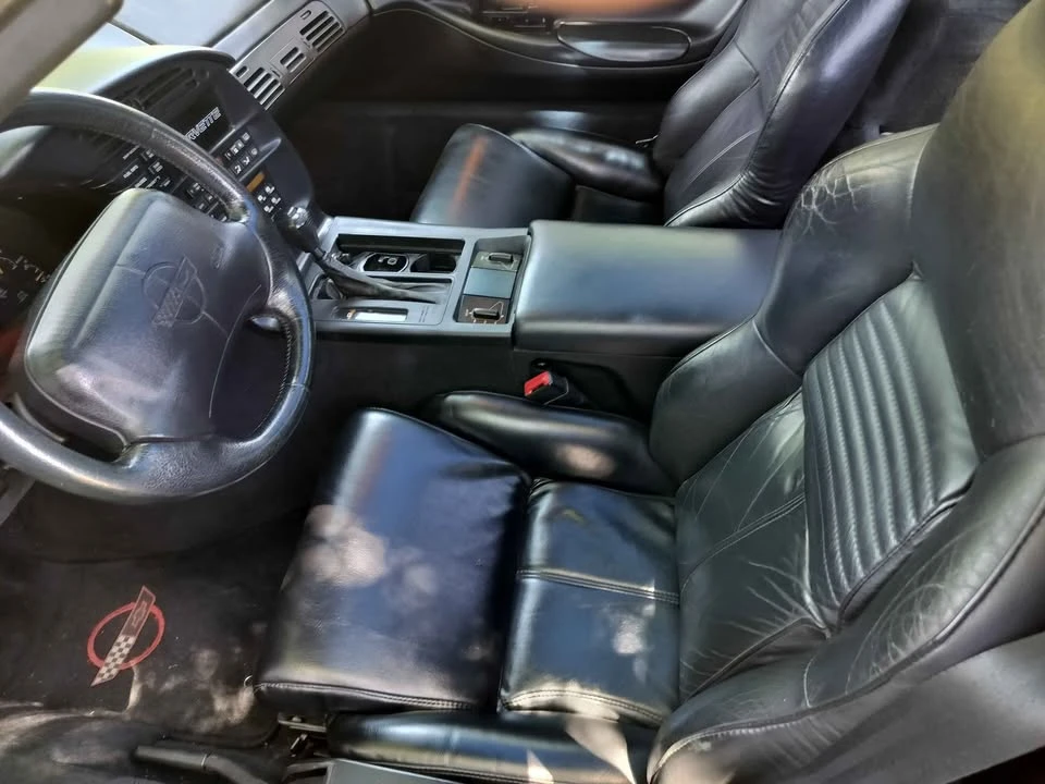 1995 Chevrolet Corvette C4 - Image 16 of 19
