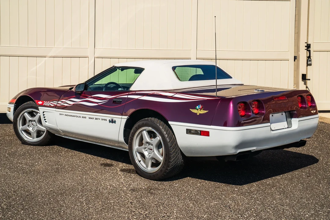 1995 Chevrolet Corvette C4 - Image 23 of 31