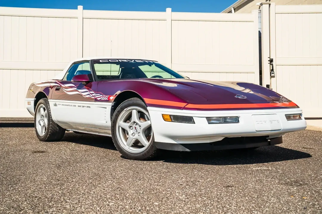1995 Chevrolet Corvette C4 - Image 28 of 31