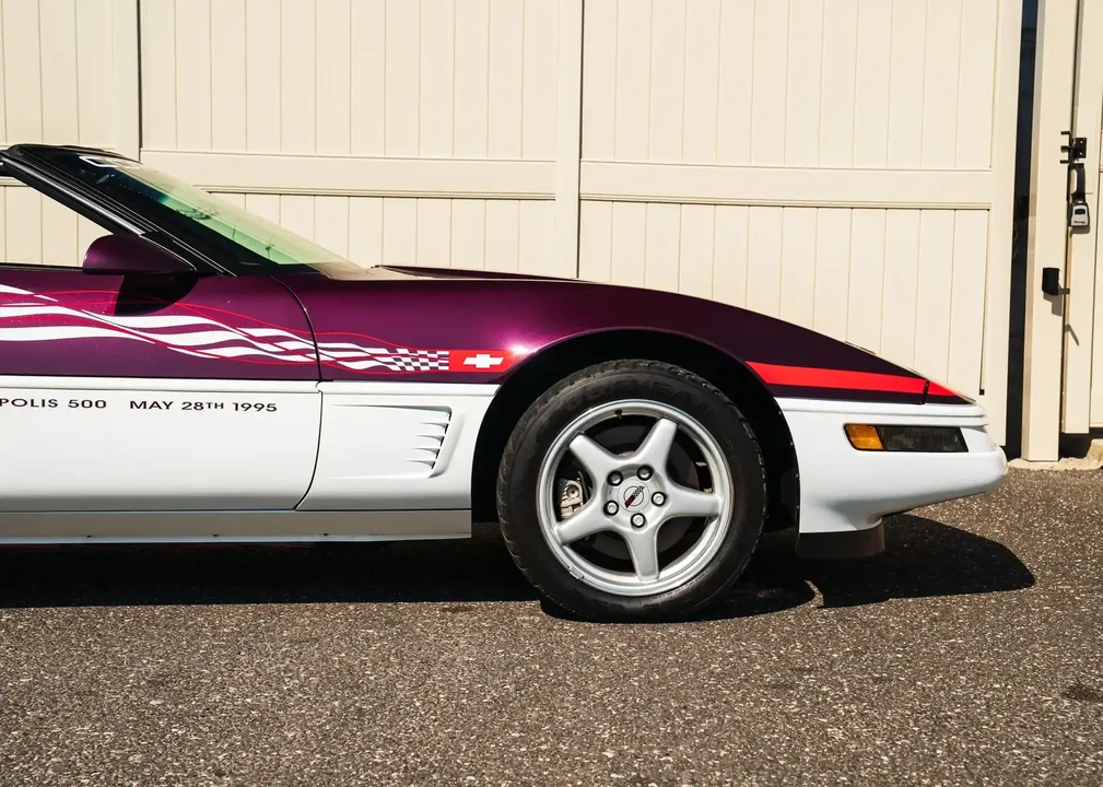1995 Chevrolet Corvette C4 - Image 5 of 31