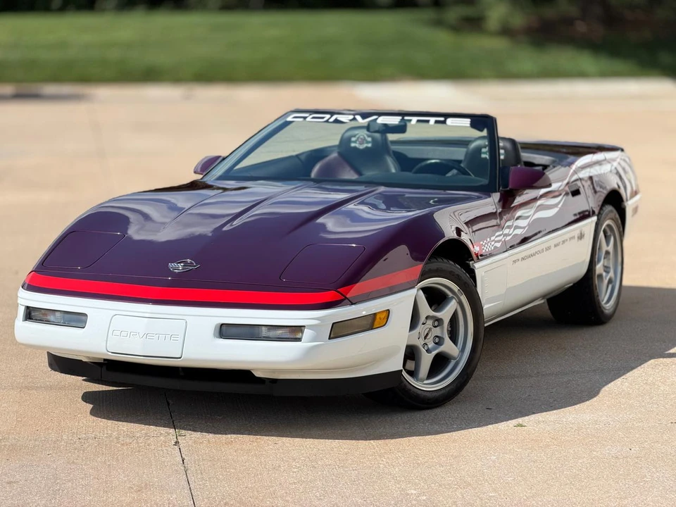 1995 Chevrolet Corvette C4 - Image 2 of 31