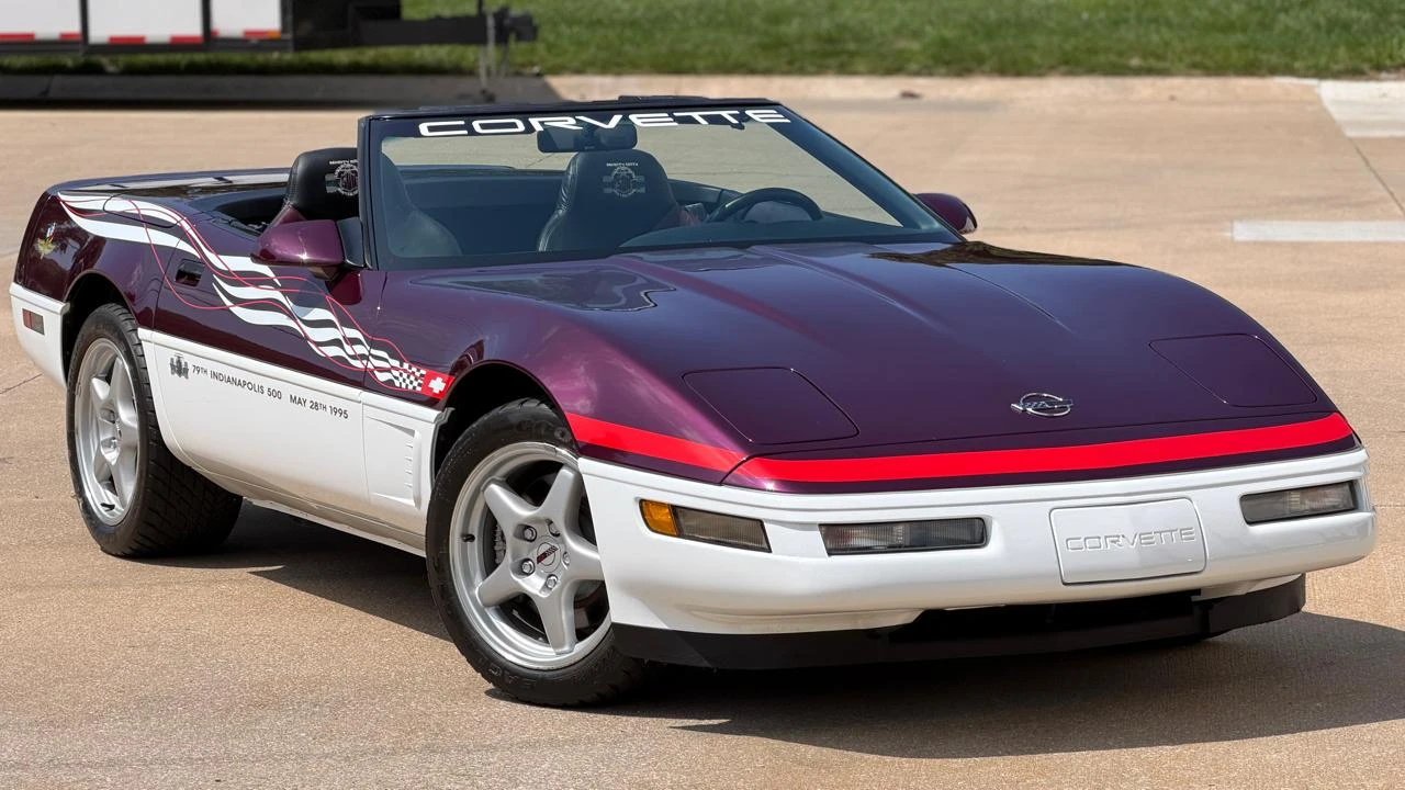 1995 Chevrolet Corvette C4 - Image 28 of 31