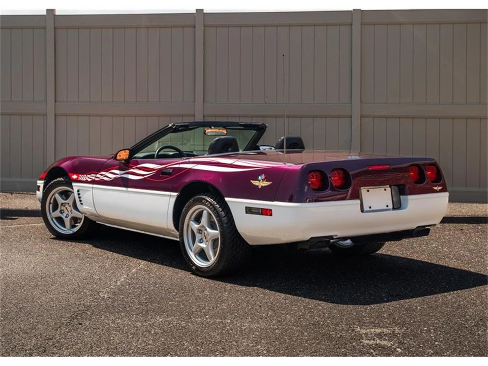 1995 Chevrolet Corvette C4 - Image 23 of 31