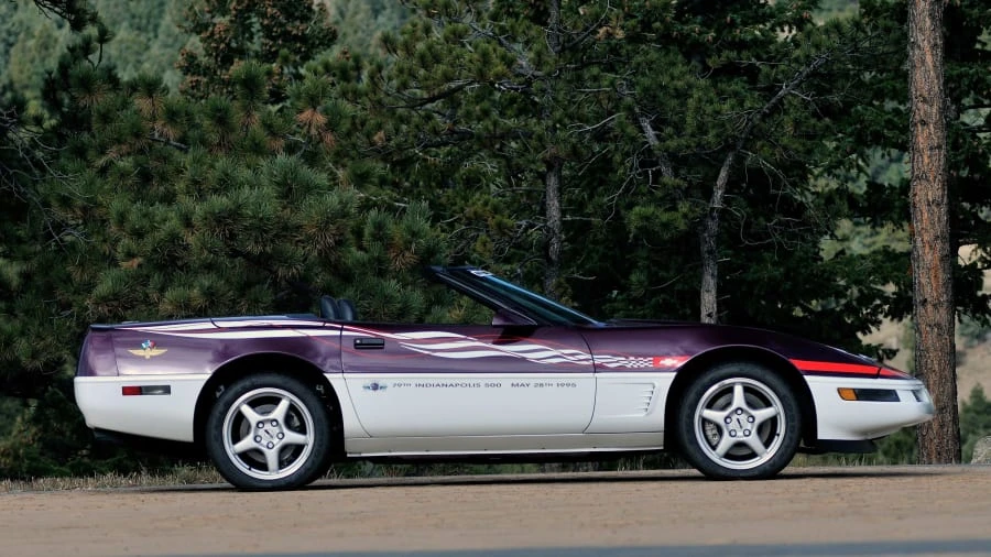 1995 Chevrolet Corvette C4 - Image 2 of 11