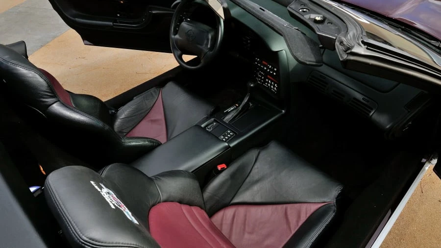 1995 Chevrolet Corvette C4 - Image 5 of 11