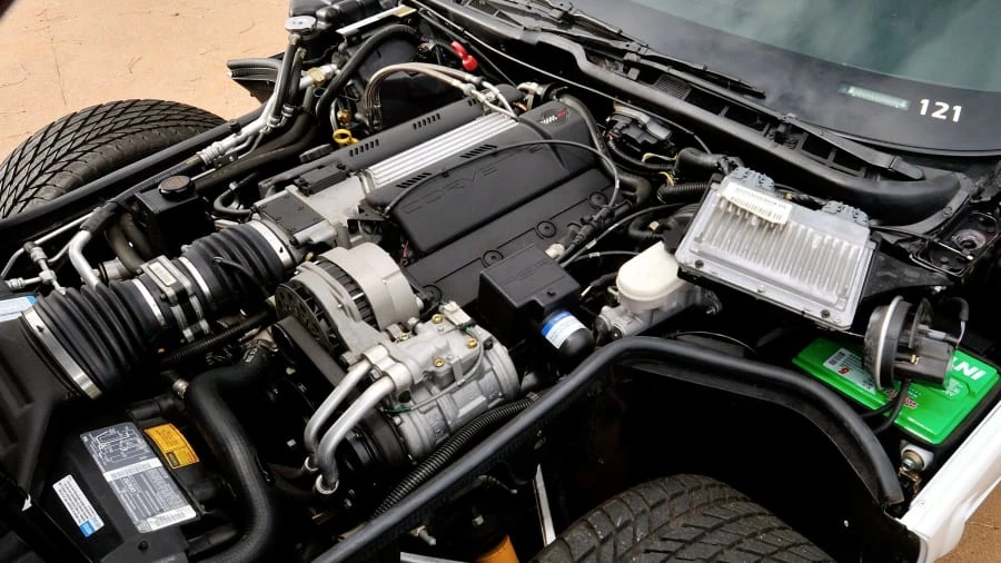 1995 Chevrolet Corvette C4 - Image 8 of 11