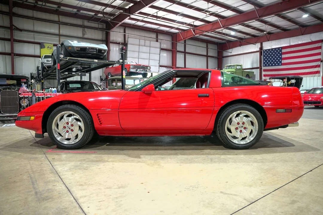 1995 Chevrolet Corvette C4 - Image 4 of 12