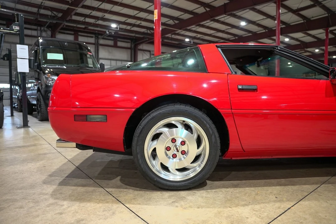 1995 Chevrolet Corvette C4 - Image 9 of 12