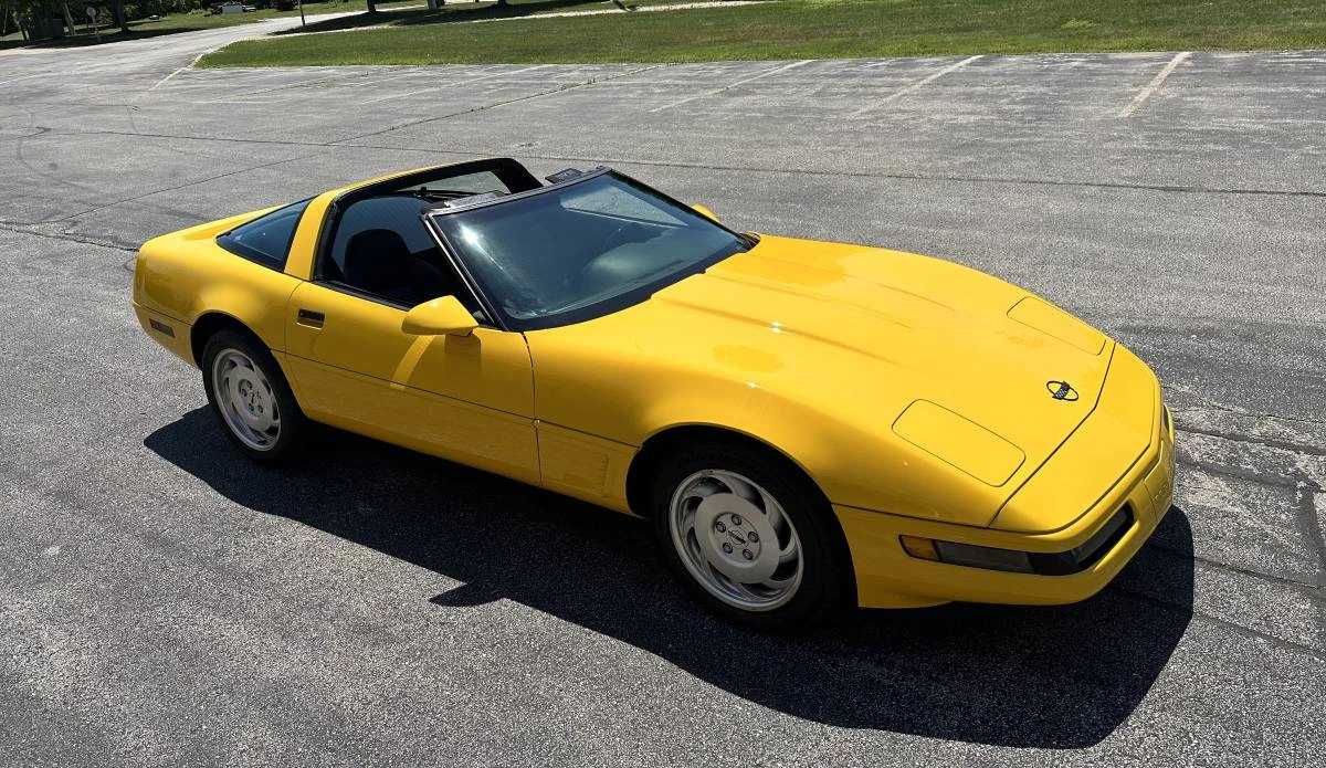 1995 Chevrolet Corvette C4 - Image 2 of 10