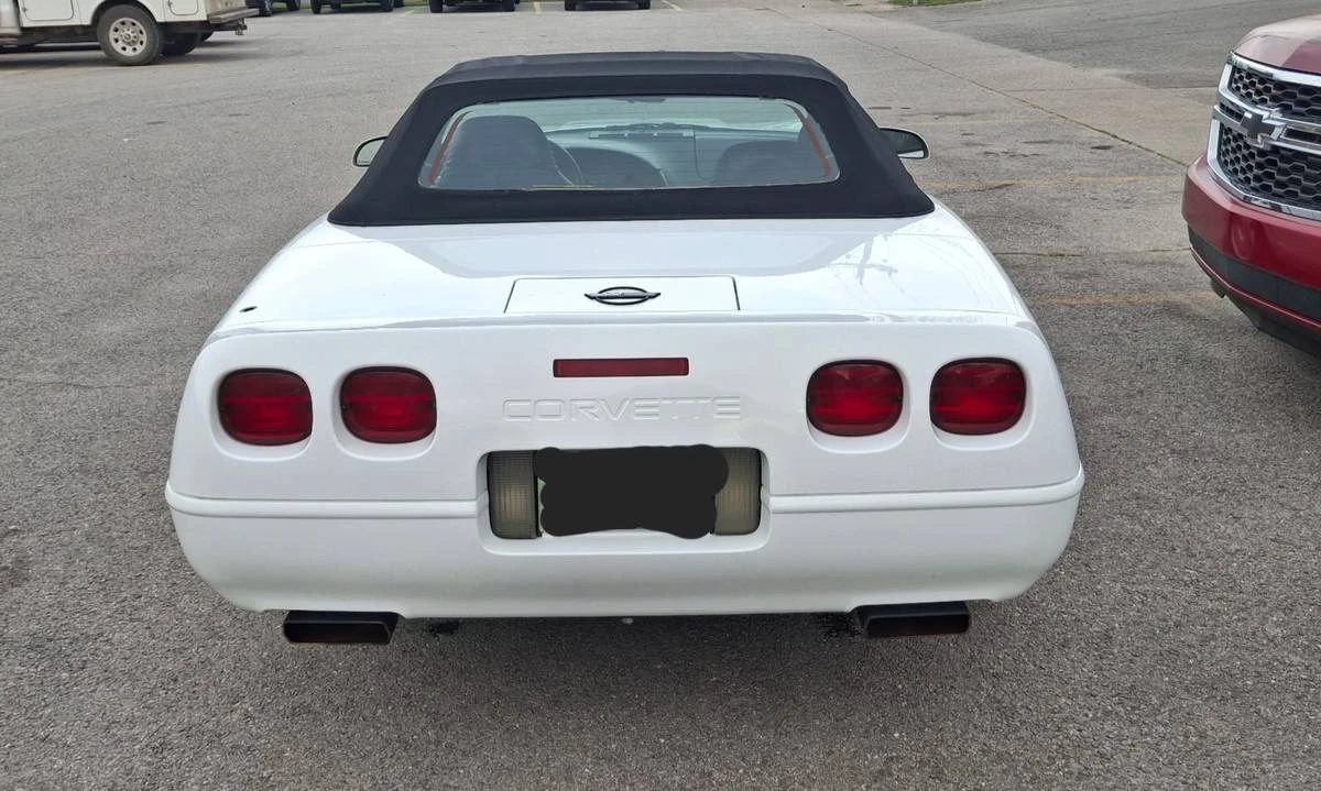1995 Chevrolet Corvette C4 - Image 5 of 18