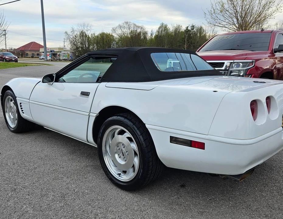 1995 Chevrolet Corvette C4 - Image 4 of 18
