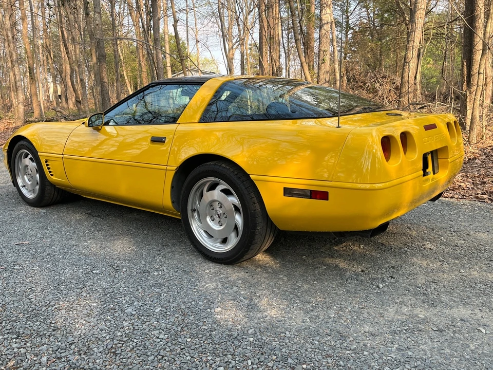 1995 Chevrolet Corvette C4 - Image 6 of 14