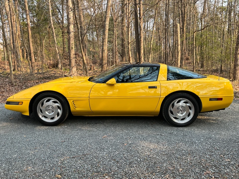 1995 Chevrolet Corvette C4 - Image 2 of 14