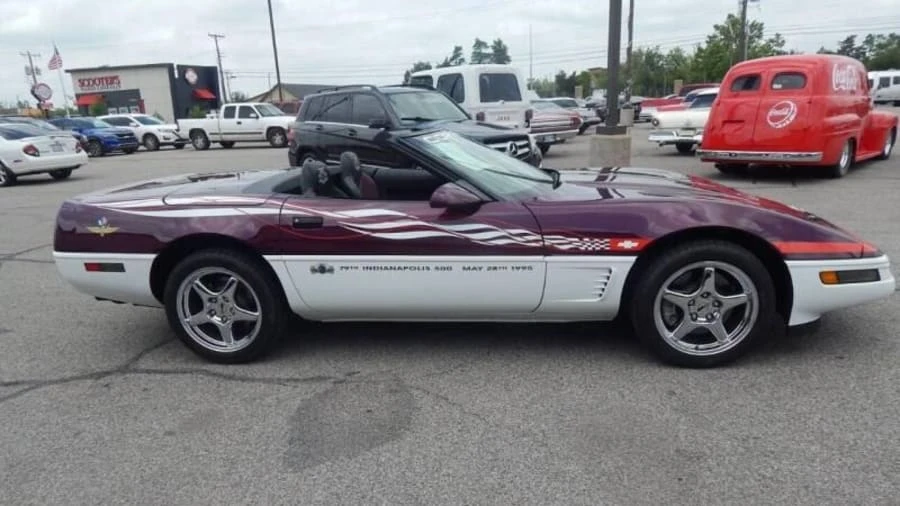1995 Chevrolet Corvette C4 - Image 23 of 31